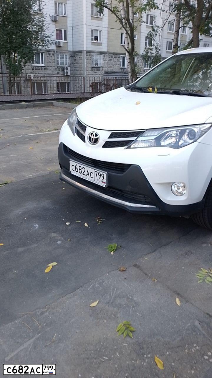 Фото автомобиля TOYOTA RAV4, 2013 — госномер Е222КК116. Цвет: БЕЛЫЙ