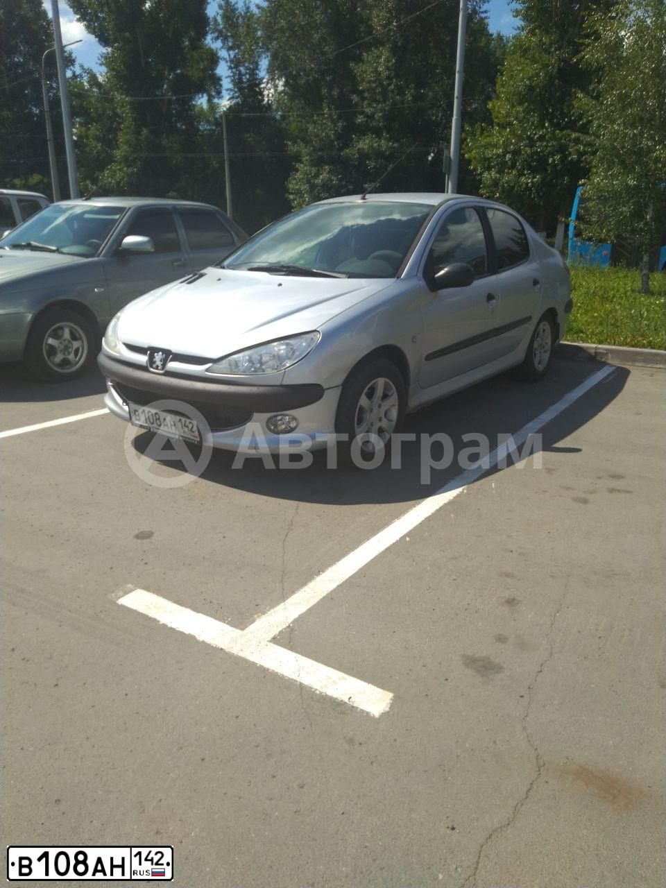 Фото автомобиля PEUGEOT 206, 2008 — госномер В108АН142. Цвет: Серебристый