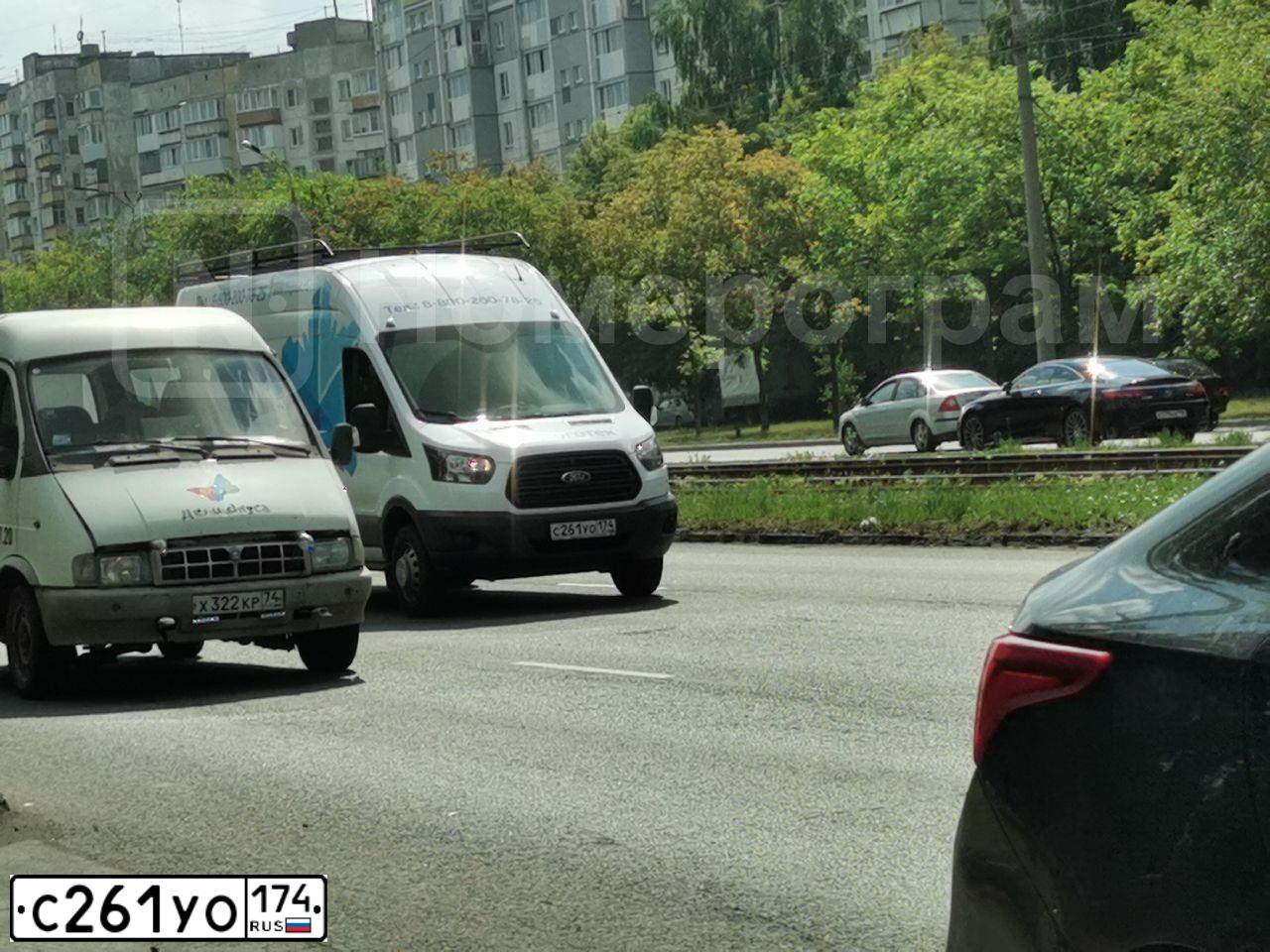 Фото автомобиля FORD TRANSIT, 2020 — госномер К885ММ797. Цвет: Белый