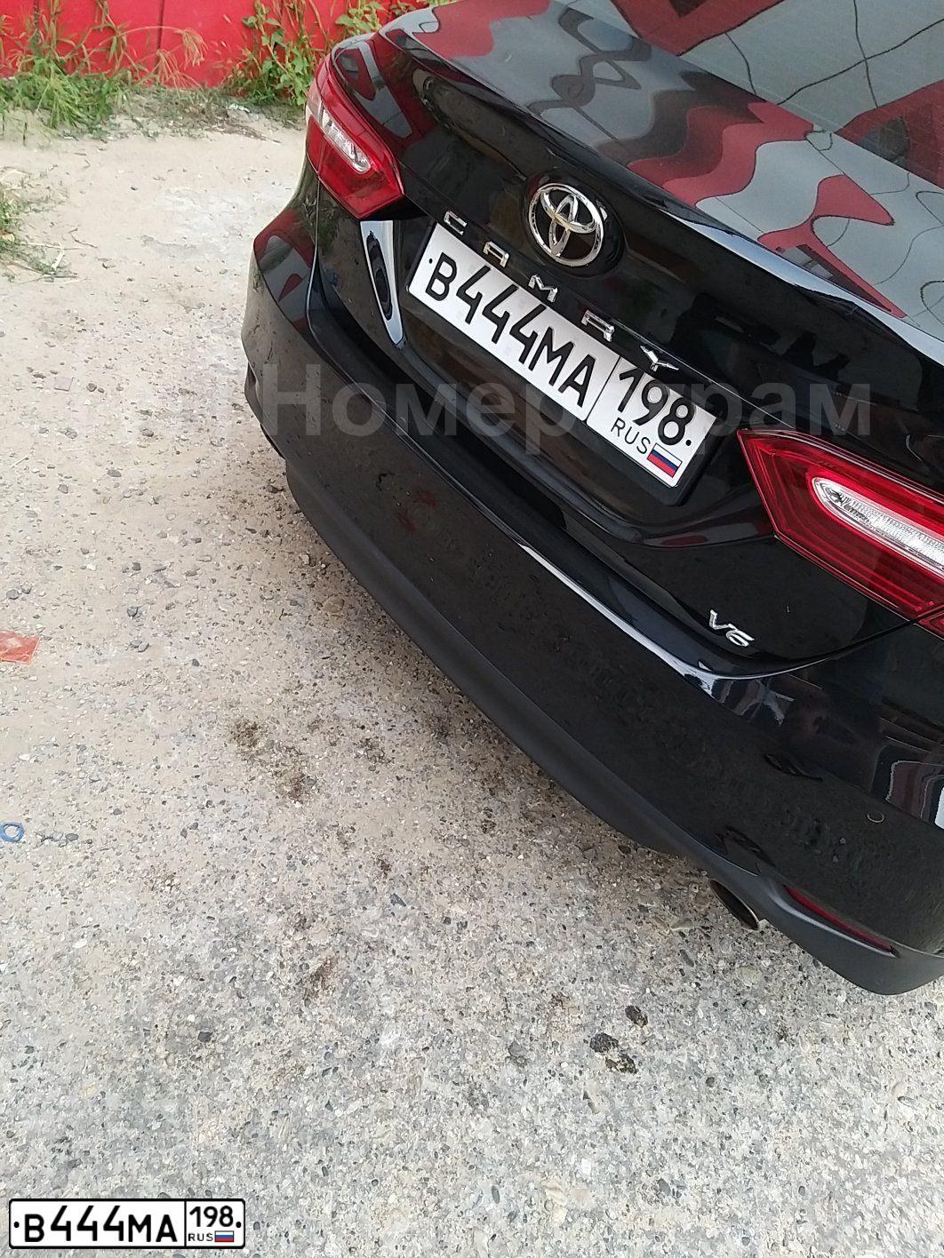 Фото автомобиля TOYOTA CAMRY, 2012 — госномер В444МА198. Цвет: ЧЕРНЫЙ МЕТАЛЛИК