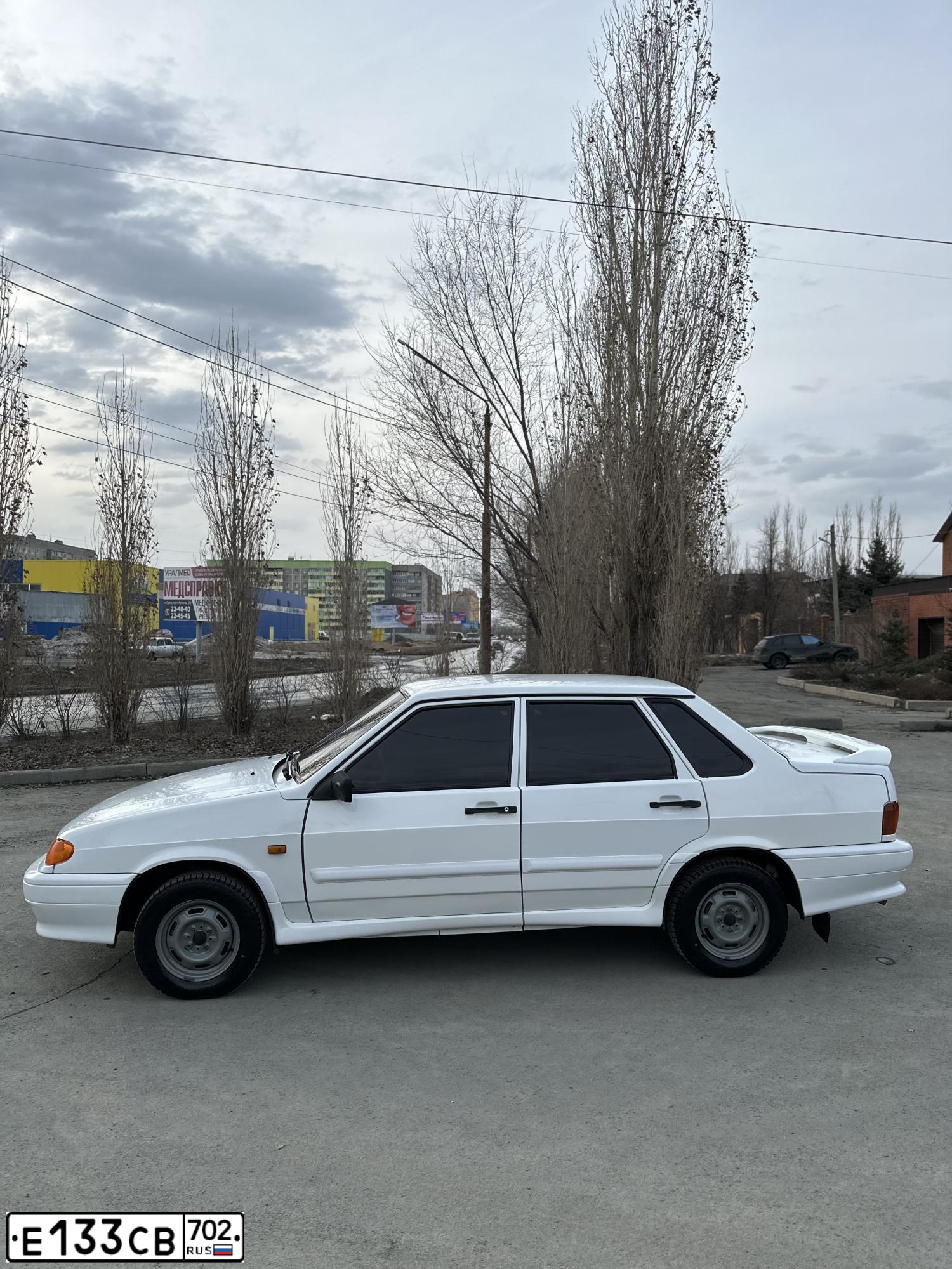 Фото автомобиля LADA 2115 SAMARA, 2011 — госномер Т421МА774. Цвет: Белый