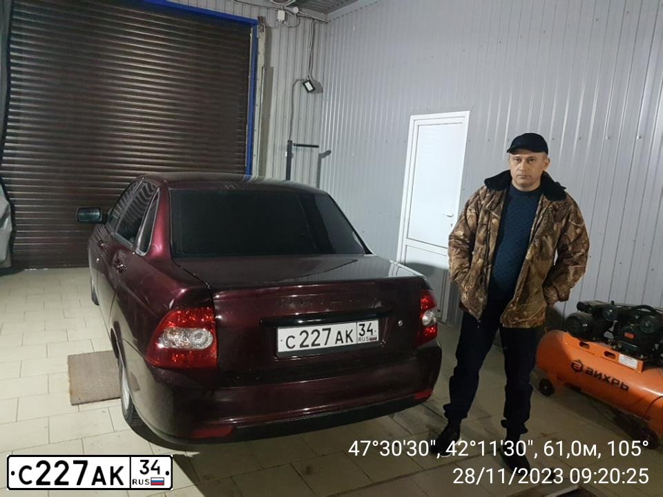 Фото автомобиля LADA PRIORA, 2008 — госномер Е113КА761. Цвет: ТЕМНО ВИШНЕВЫЙ