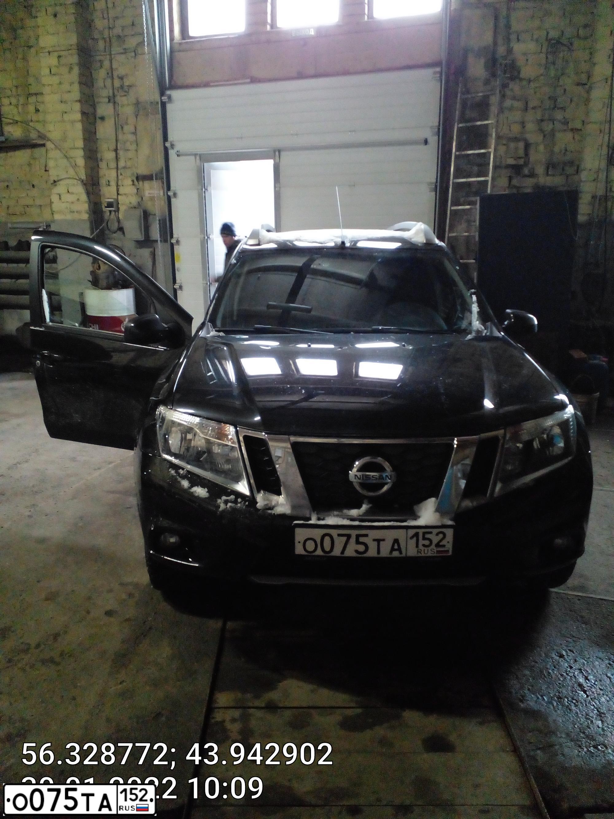 Фото автомобиля NISSAN TERRANO, 2017 — госномер Т595НН152