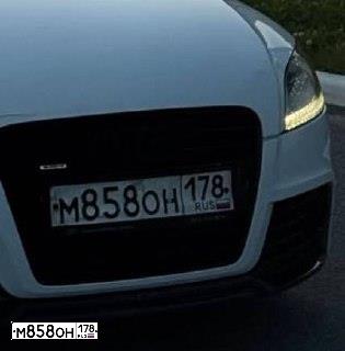 Фото автомобиля AUDI TT, 2011 — госномер М858ОН178. Цвет: Белый