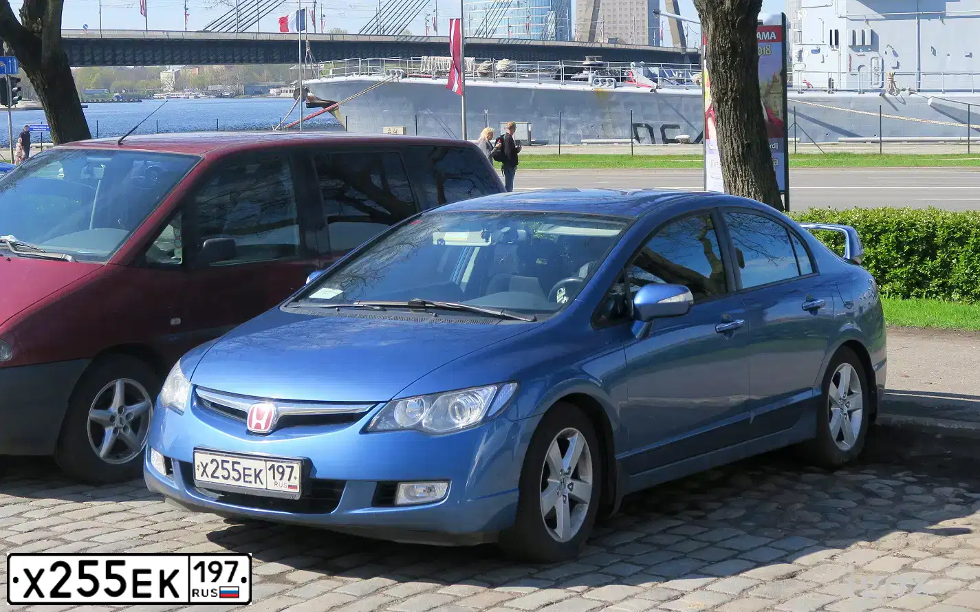 Фото автомобиля HONDA CIVIC, 2008 — госномер Х255ЕК197. Цвет: СИНИЙ СВЕТЛЫЙ
