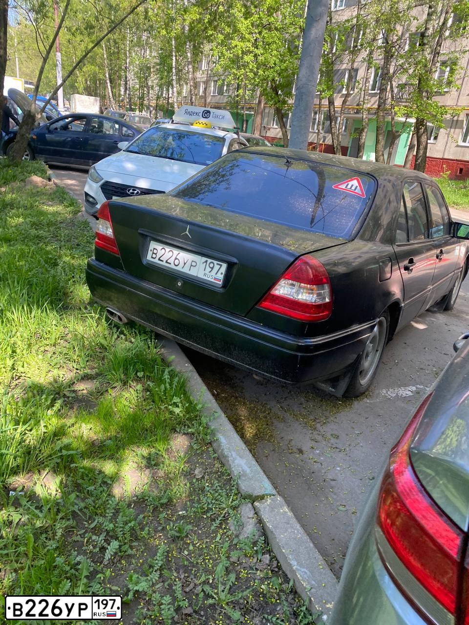 Фото автомобиля MERCEDES C-KLASSE, 1993 — госномер О958КВ71. Цвет: СЕРЫЙ ТЕМНЫЙ