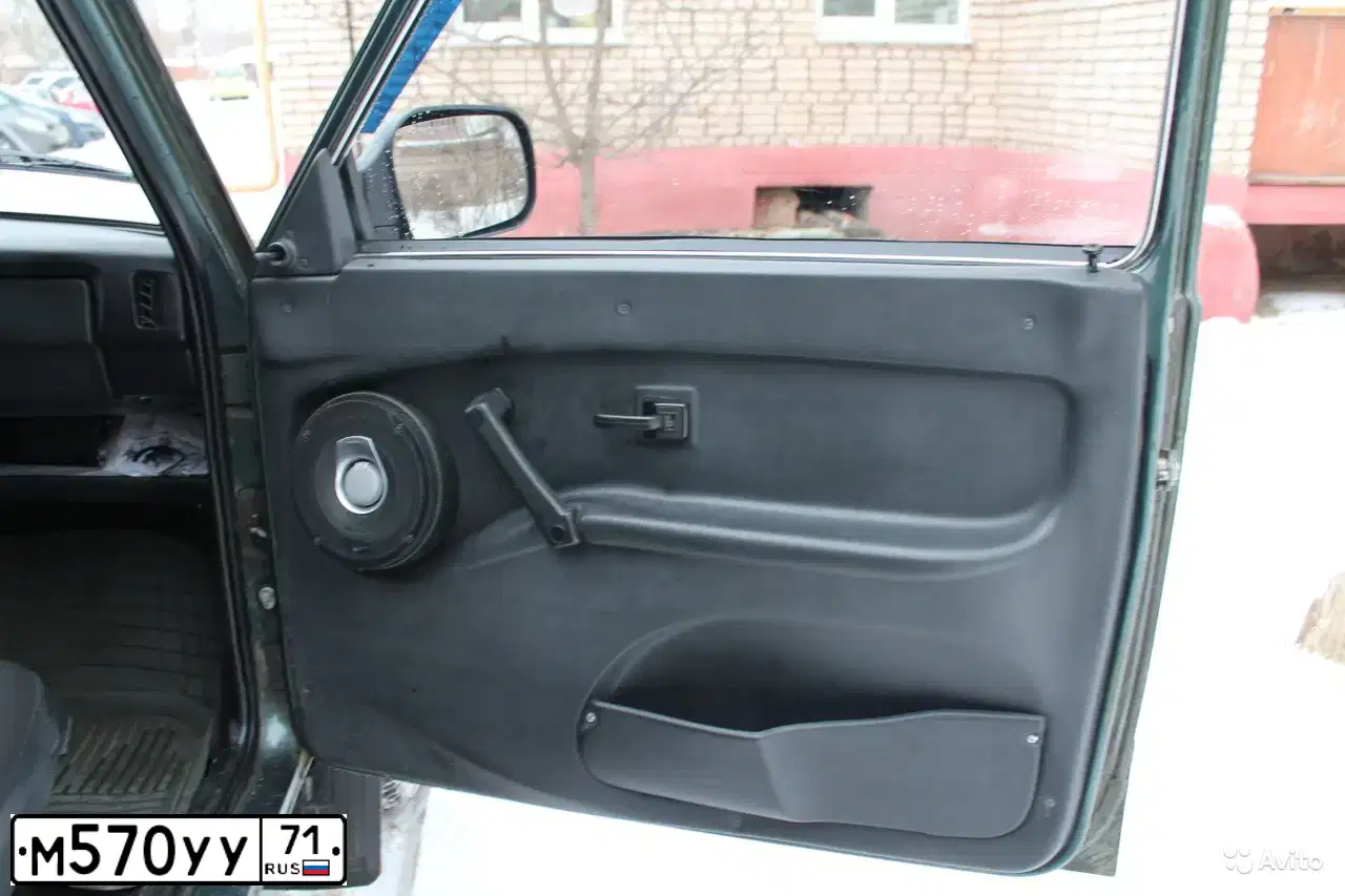 Фото автомобиля LADA 2131 NIVA, 2011 — госномер М570УУ71. Цвет: СЕРО-СИНЕ-ЗЕЛЕНЫЙ
