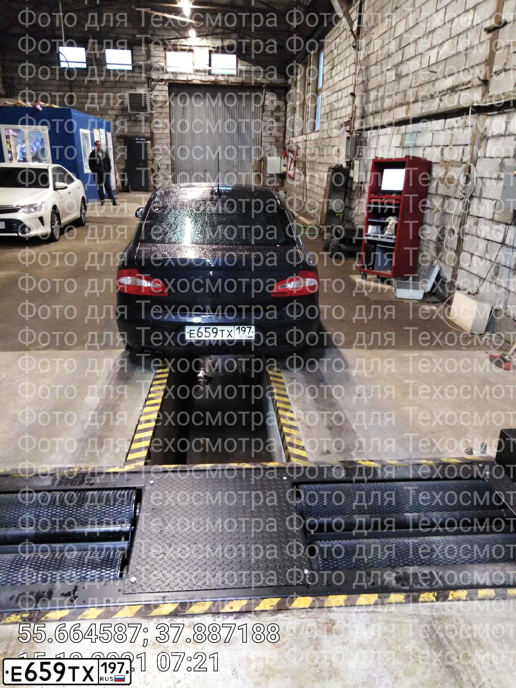 Фото автомобиля SKODA SUPERB, 2009 — госномер Х086ЕЕ763. Цвет: ЧЕРНЫЙ