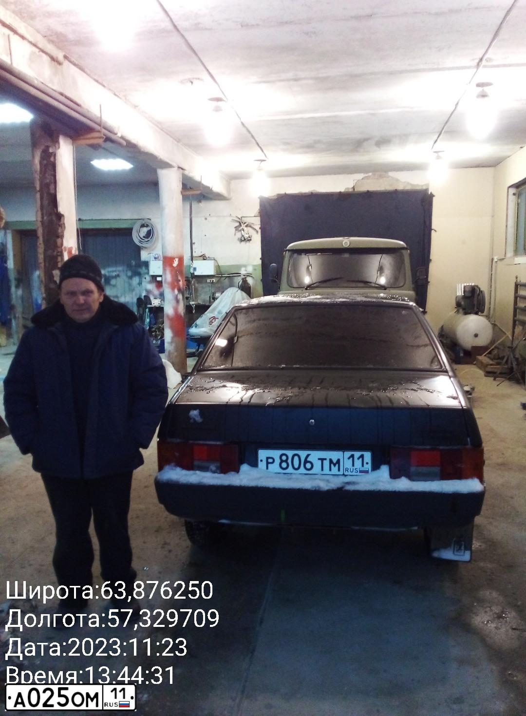 Фото автомобиля LADA 21099, 1997 — госномер Р236ХА11. Цвет: ЧЕРНЫЙ