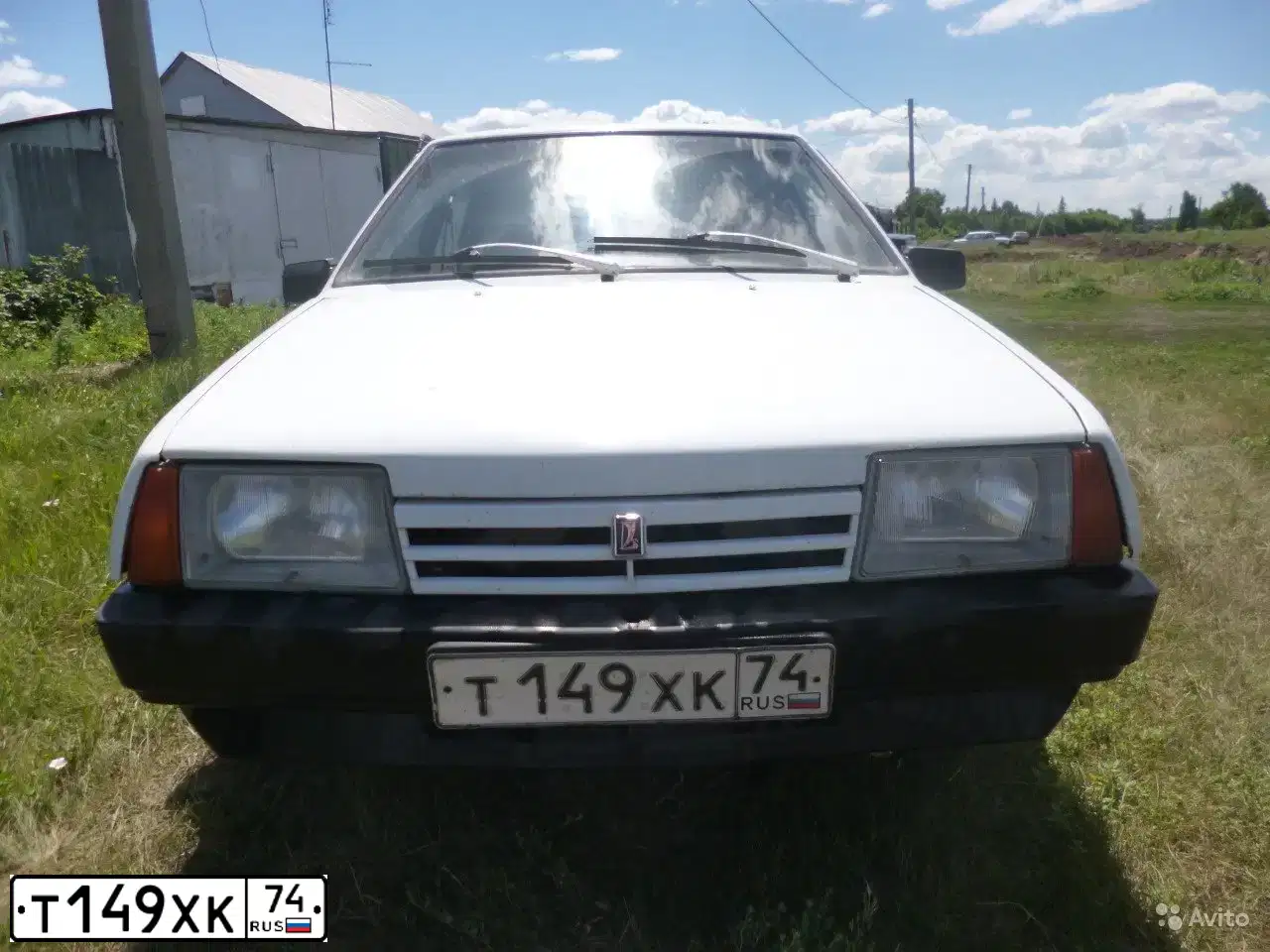 Фото автомобиля LADA 2109 SAMARA, 2000 — госномер Т149ХК74. Цвет: БЕЛЫЙ