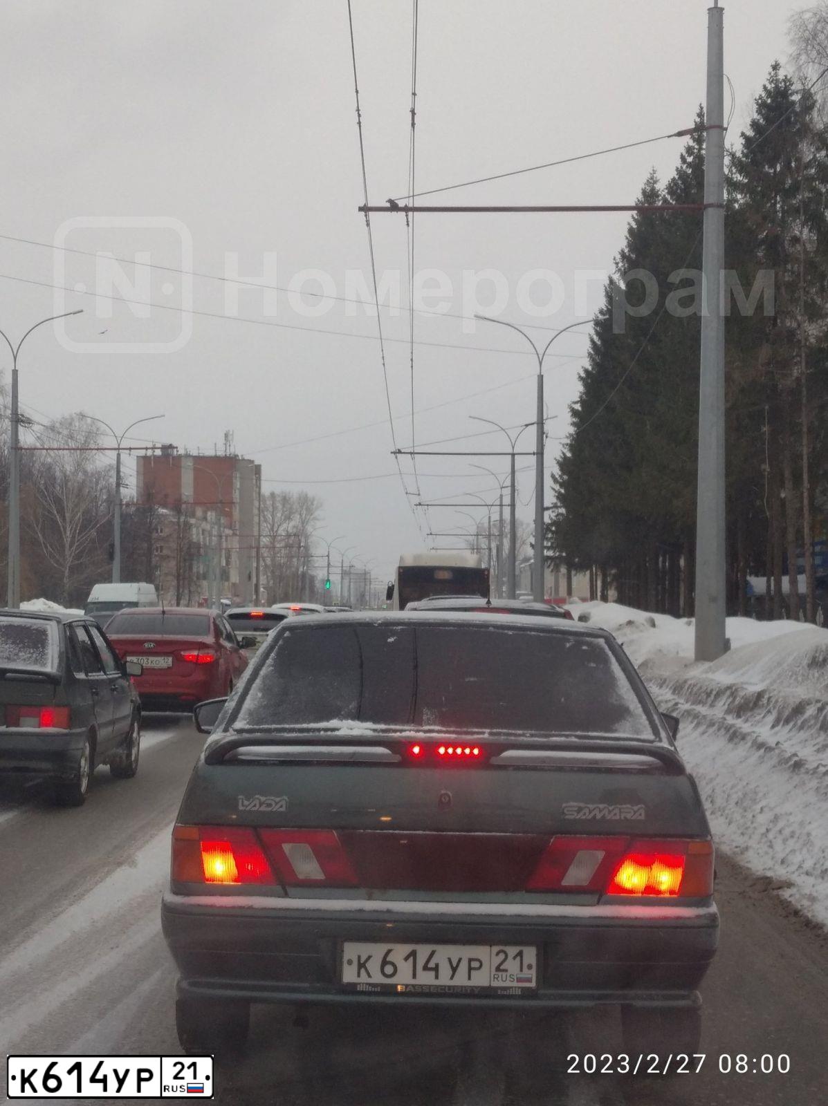 Фото автомобиля LADA 2115 SAMARA, 2011 — госномер К614УР21. Цвет: Серо-сине-зеленый