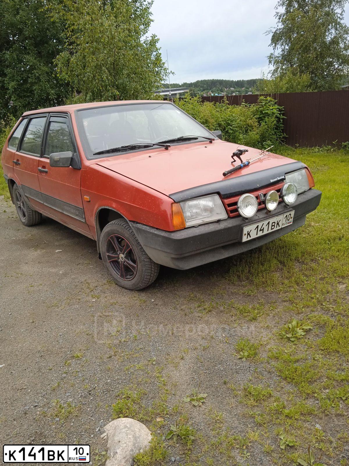 Фото автомобиля LADA 2109 SAMARA, 1994 — госномер К141ВК10. Цвет: КРАСНЫЙ