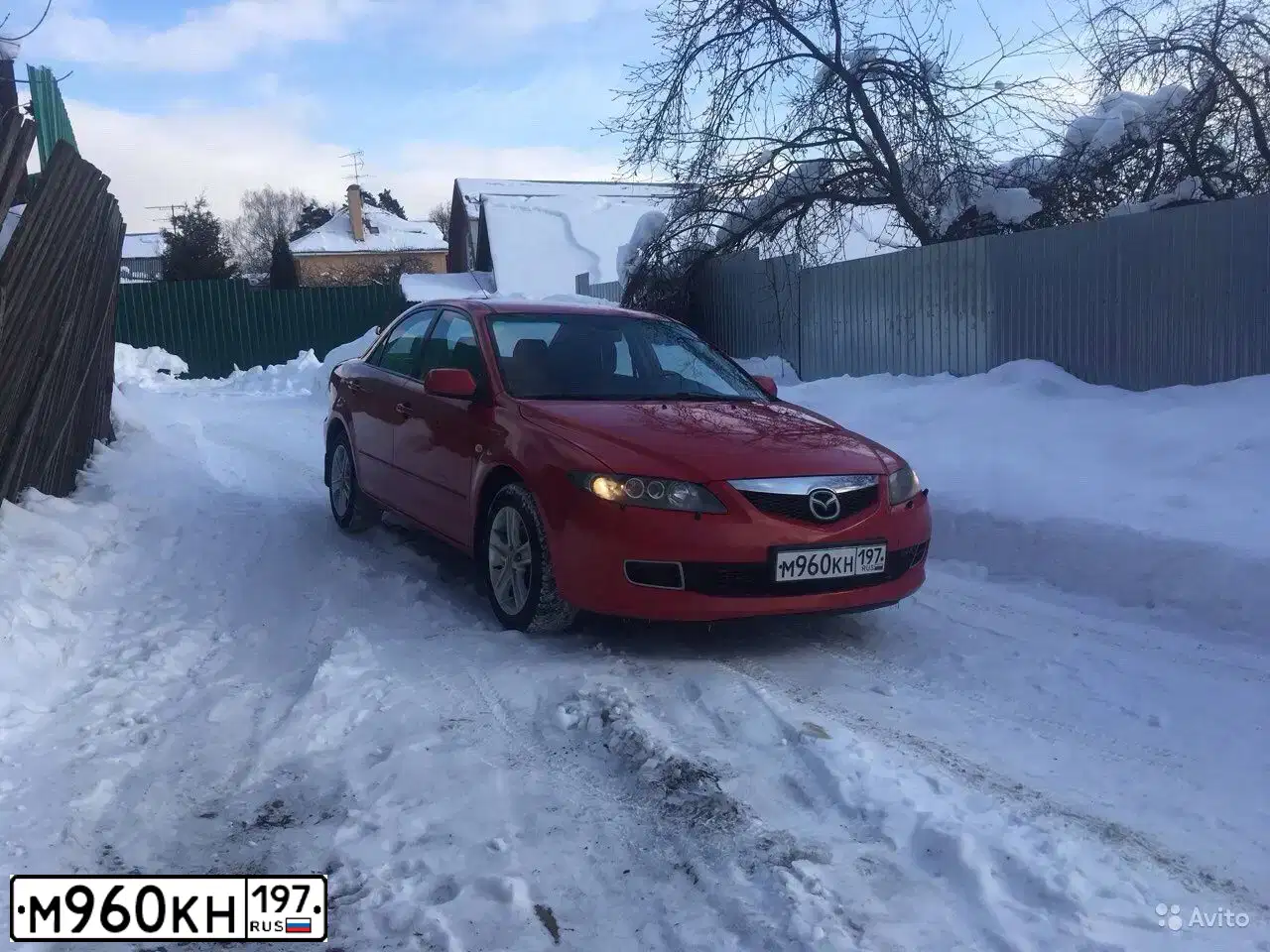 Фото автомобиля MAZDA 6, 2005 — госномер В555ХС150. Цвет: КРАСНЫЙ