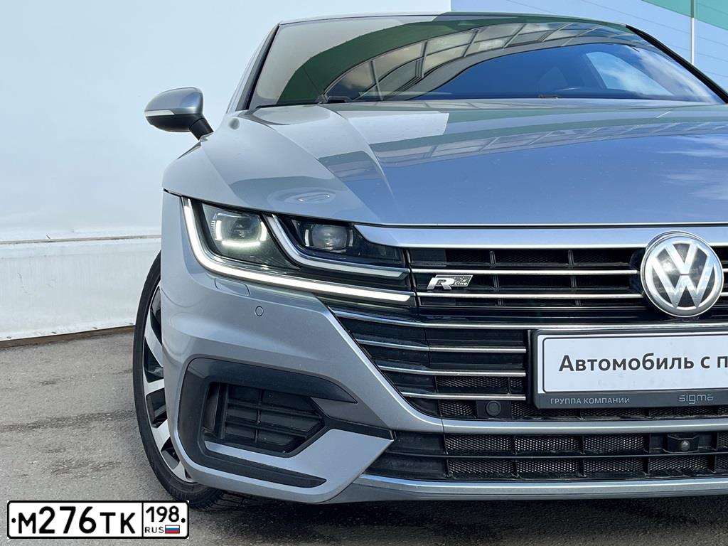 Фото автомобиля VOLKSWAGEN ARTEON, 2020 — госномер Н167НО136. Цвет: Серебристый