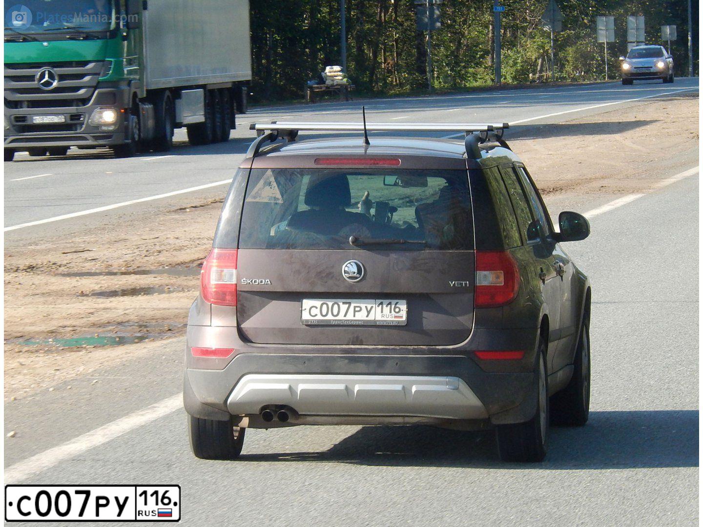 Фото автомобиля SKODA YETI, 2015 — госномер С007РУ116. Цвет: Коричневый