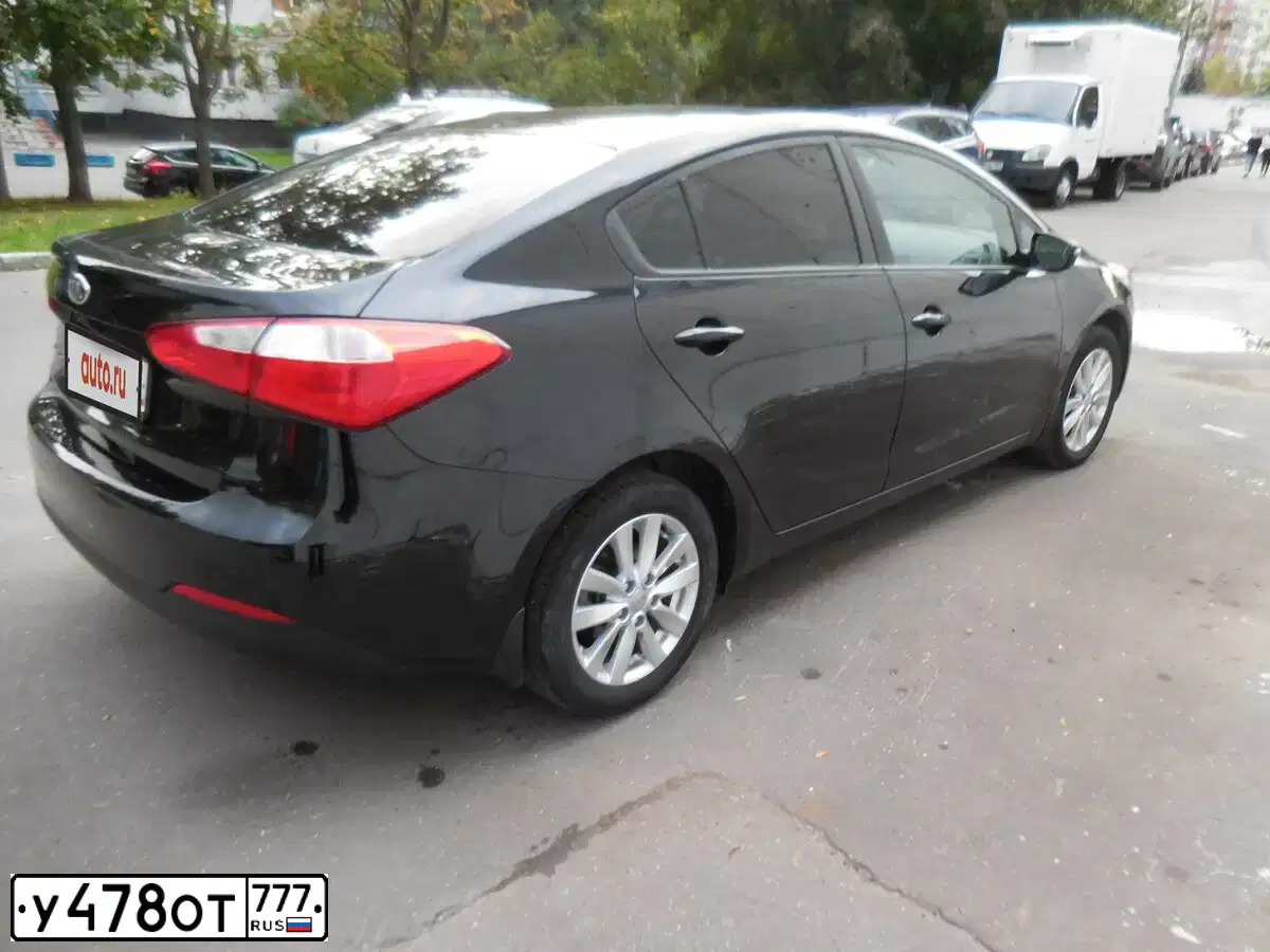 Фото автомобиля KIA CERATO, 2015 — госномер У039ОА67. Цвет: ЧЕРНЫЙ