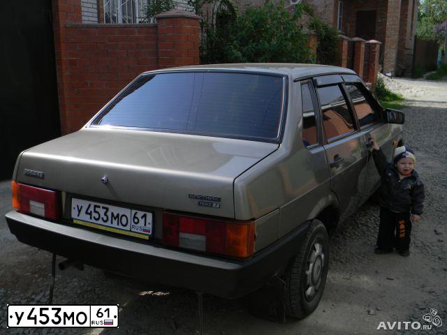 Фото автомобиля LADA 2109 SAMARA, 2002 — госномер У453МО61. Цвет: СЕРЕБР.СЕРО-ЗЕЛЕНЫЙ