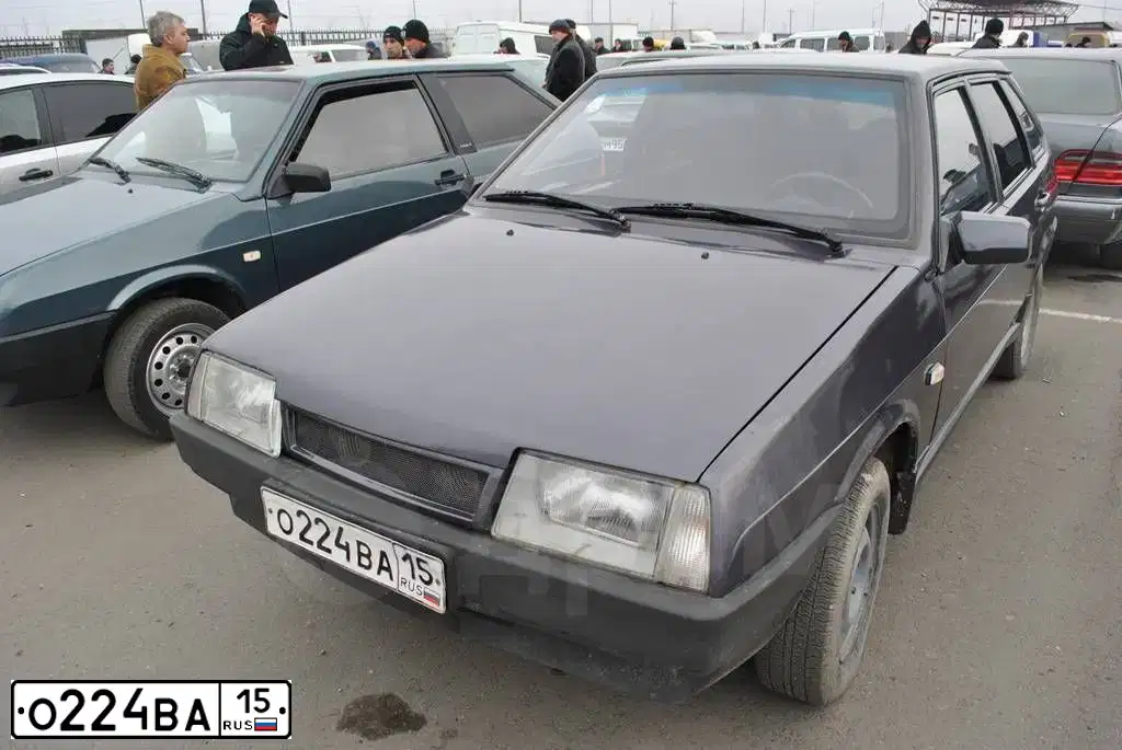 Фото автомобиля LADA 2109, 2000 — госномер Н519РТ15