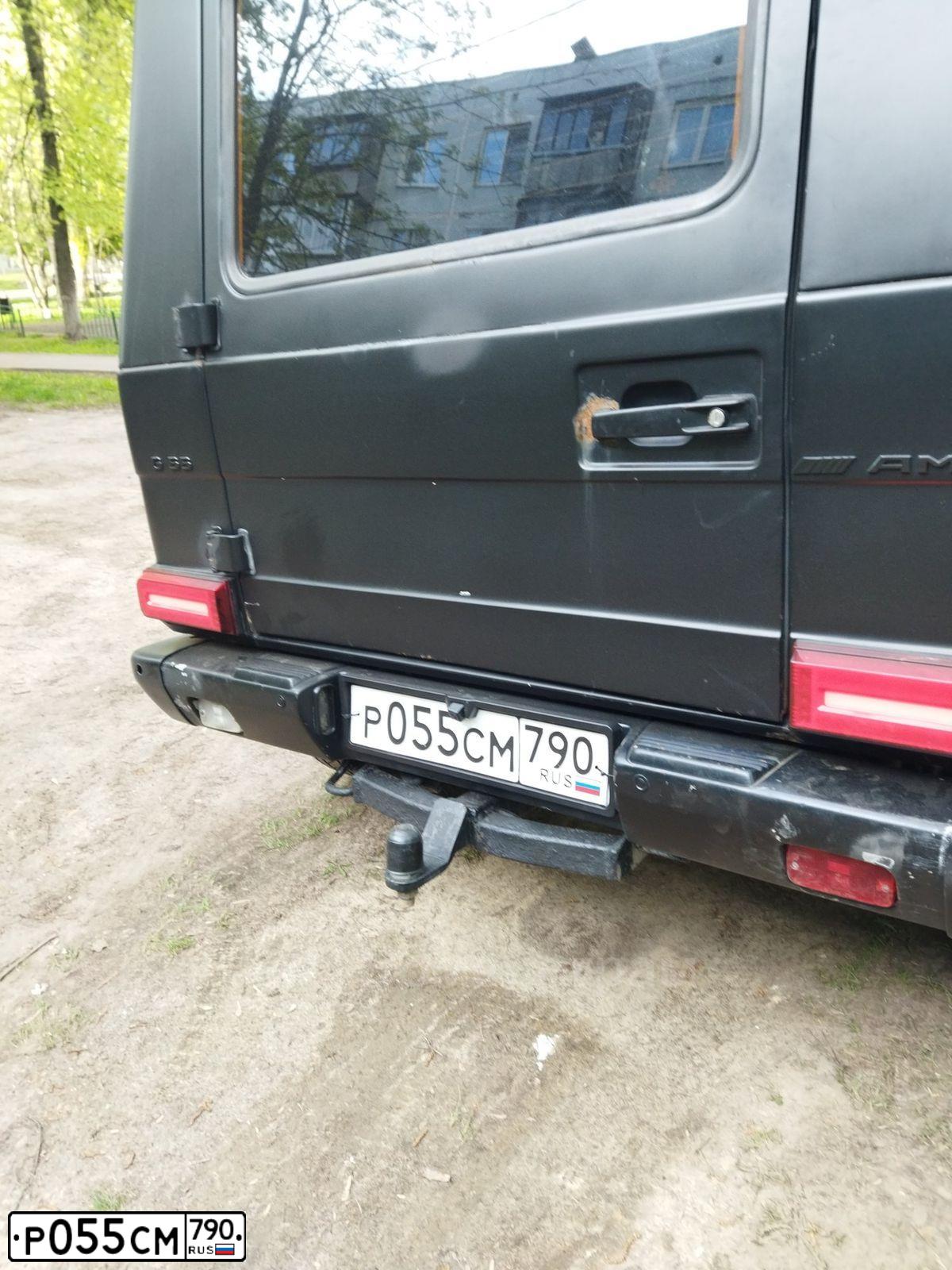 Фото автомобиля MERCEDES G-KLASSE, 1999 — госномер Р055СМ790. Цвет: ЧЕРНЫЙ