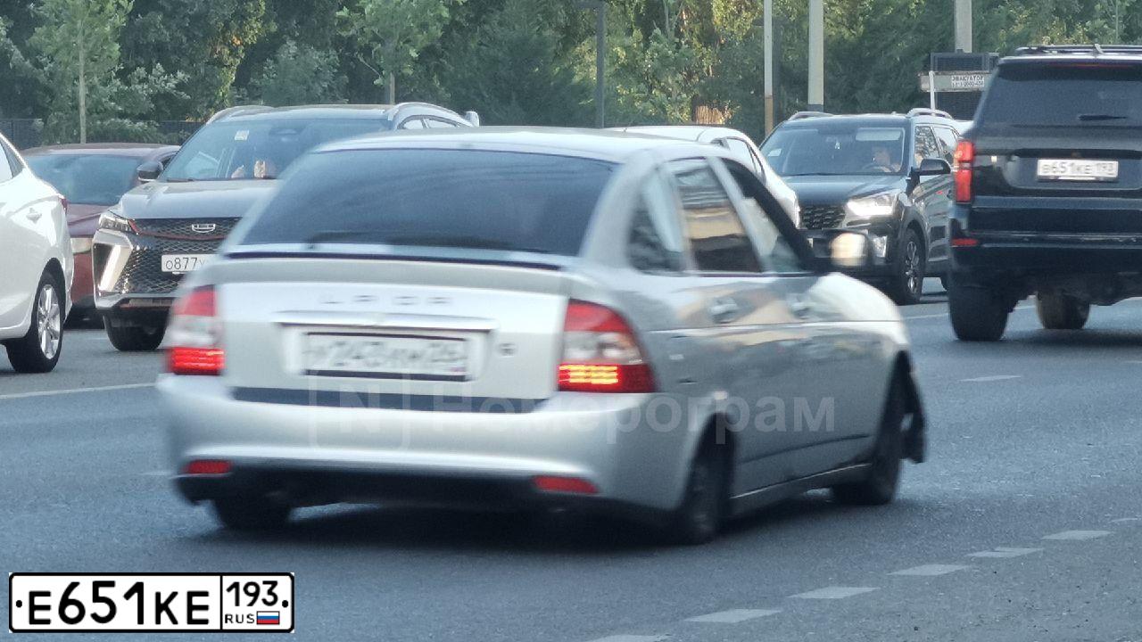 Фото автомобиля AUDI A4, 2013 — госномер У123ЕУ44. Цвет: Белый