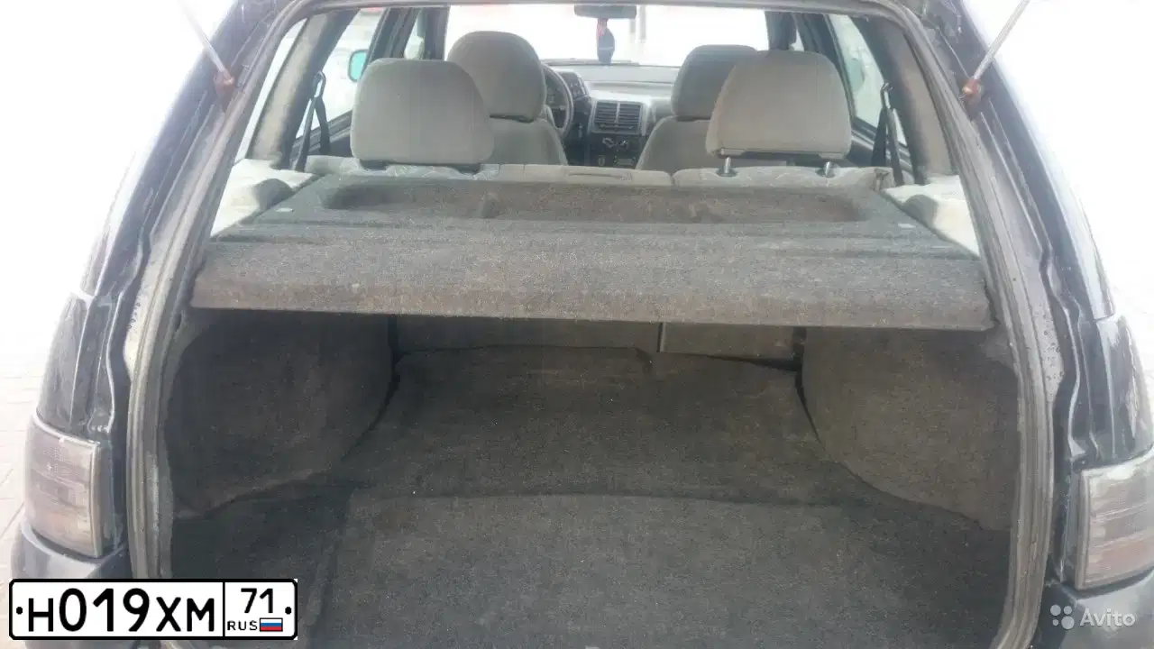 Фото автомобиля LADA 2111 LADA, 2004 — госномер Р380СО46. Цвет: ГРАФИТОВЫЙ МЕТАЛЛИК