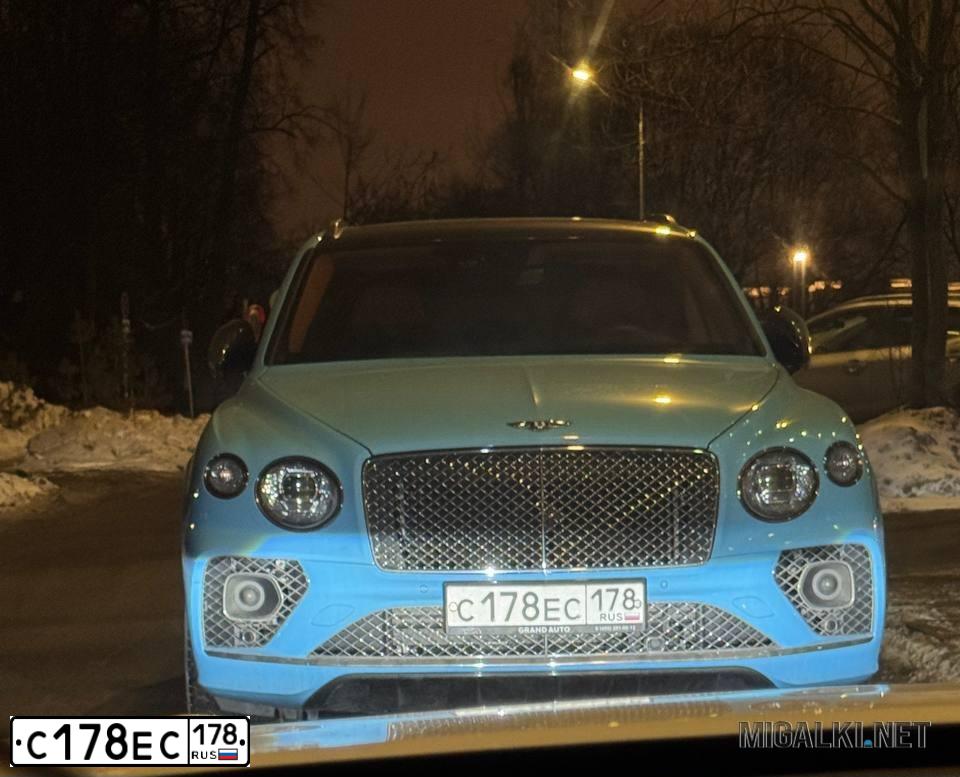 Фото автомобиля SEAZ OKA, 2005 — госномер А777АР147. Цвет: ЗЕЛЕНЫЙ