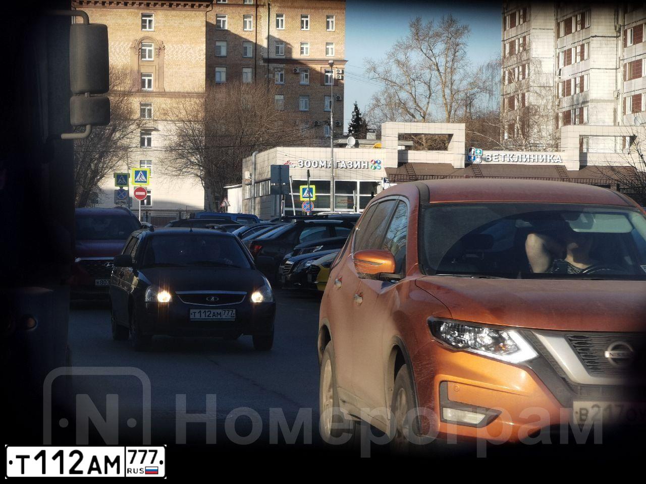 Фото автомобиля LADA 2171 PRIORA, 2014 — госномер Н870РР15. Цвет: СИНИЙ