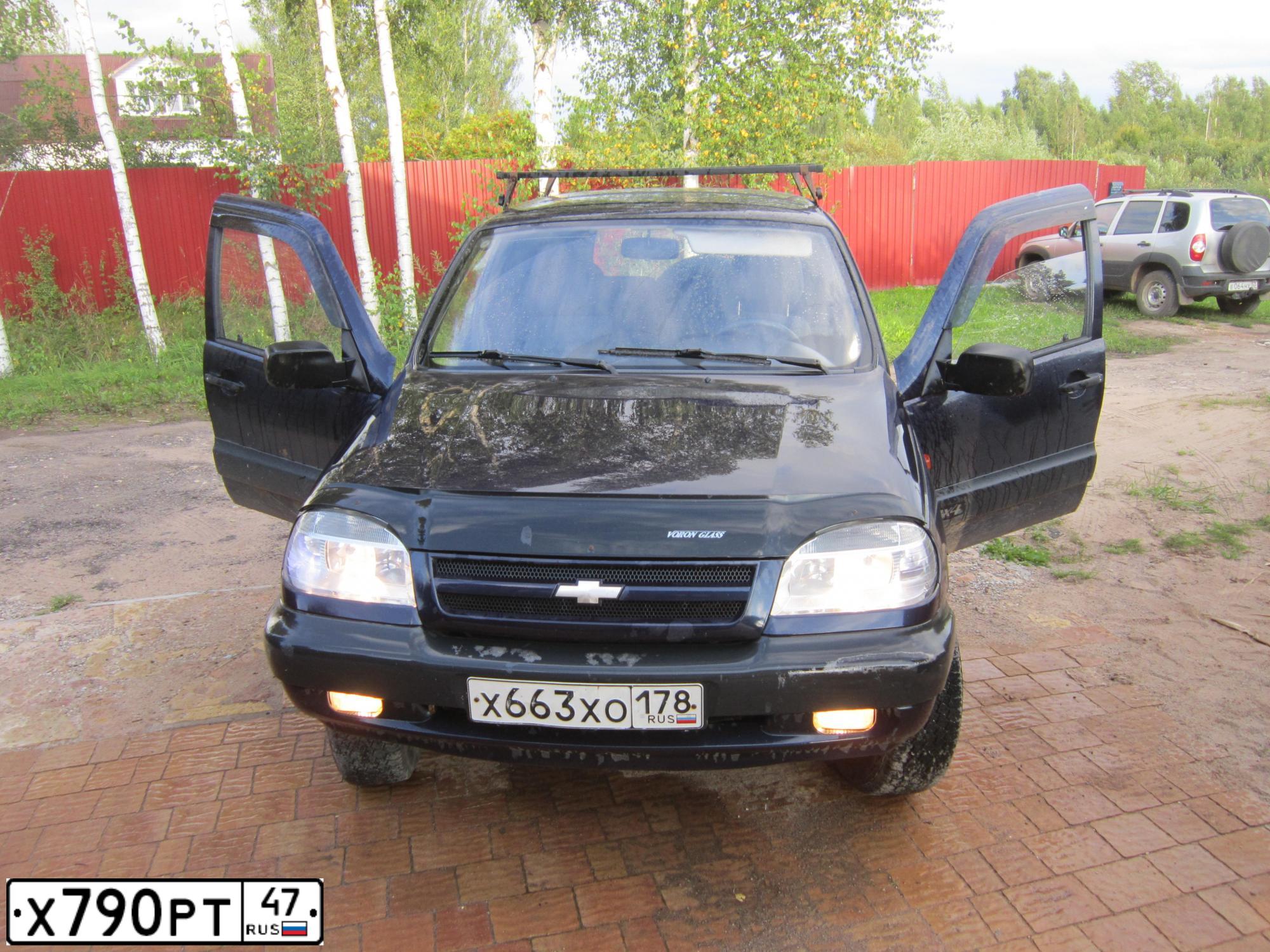 Фото автомобиля VAZ 2121 NIVA, 2004 — госномер У730СУ60. Цвет: ТЕМНО-БОРДОВЫЙ