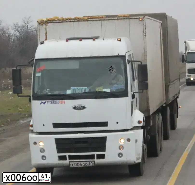 Фото автомобиля FORD CARGO, 2008 — госномер О290ТА60. Цвет: Белый