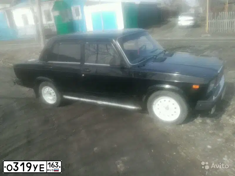 Фото автомобиля LADA 2107 LADA, 2010 — госномер О319УЕ163. Цвет: Сине-Черный