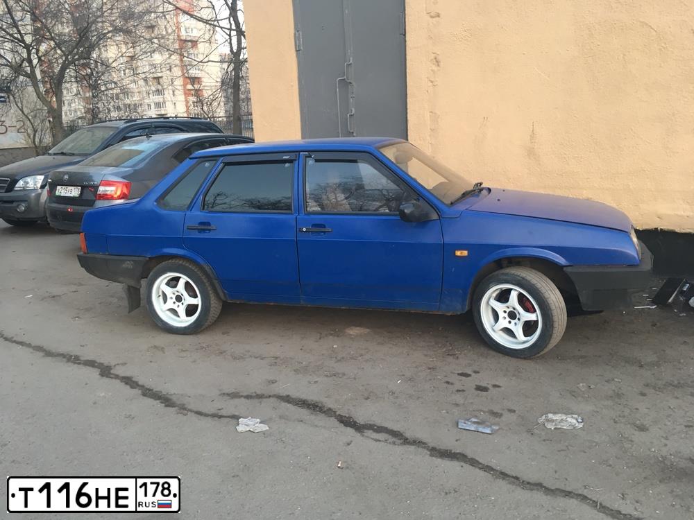 Фото автомобиля LADA 2109 SAMARA, 1999 — госномер Т116НЕ178. Цвет: СИНИЙ