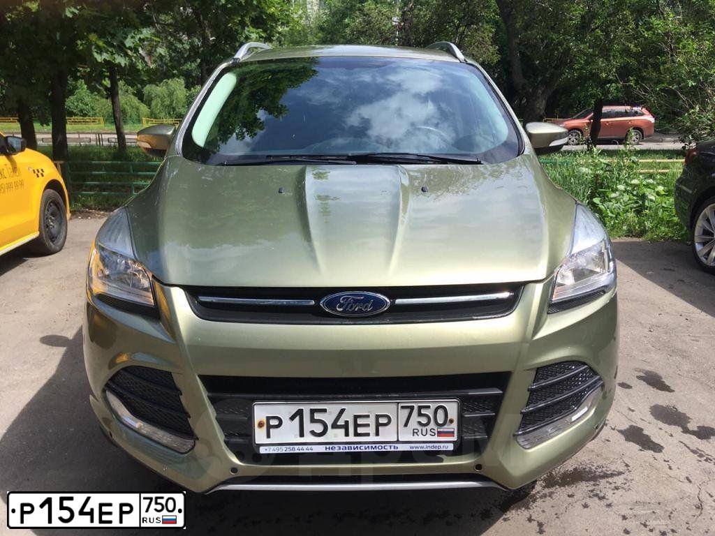 Фото автомобиля FORD KUGA, 2014 — госномер А521ВА250. Цвет: СЕРО-ЗЕЛЕНЫЙ