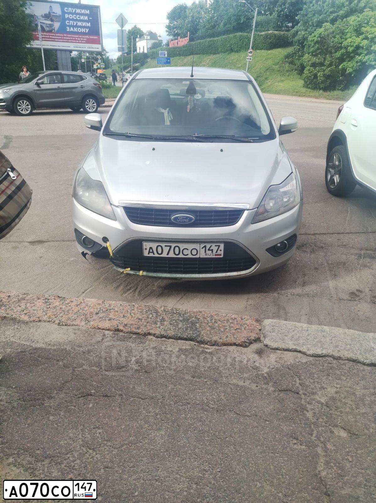 Фото автомобиля FORD FOCUS, 2010 — госномер А070СО147. Цвет: Серебристый