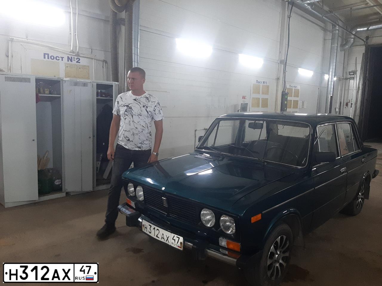 Фото автомобиля LADA 2106, 2005 — госномер Н312АХ47. Цвет: ТЕМНО-ЗЕЛЕНЫЙ
