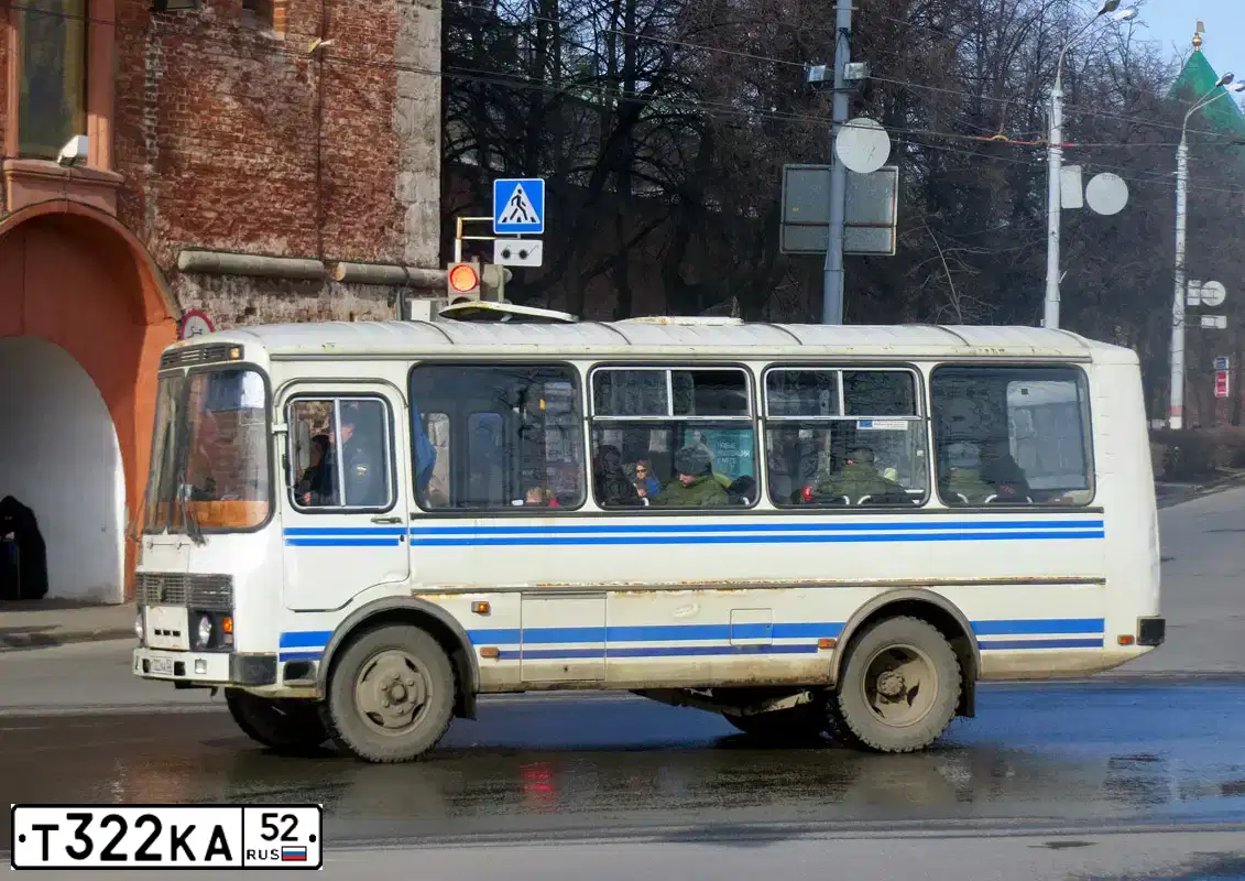 Фото автомобиля ГАЗ3307, 1992 — госномер Т322КА52. Цвет: СИНИЙ