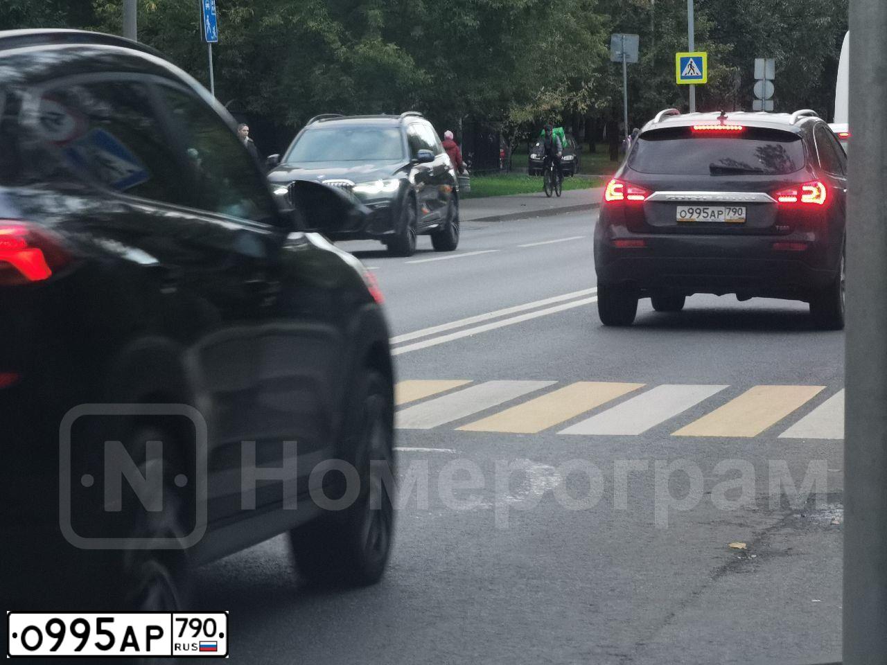 Фото автомобиля ZOTYE T600, 2017 — госномер О995АР790. Цвет: ЧЕРНЫЙ