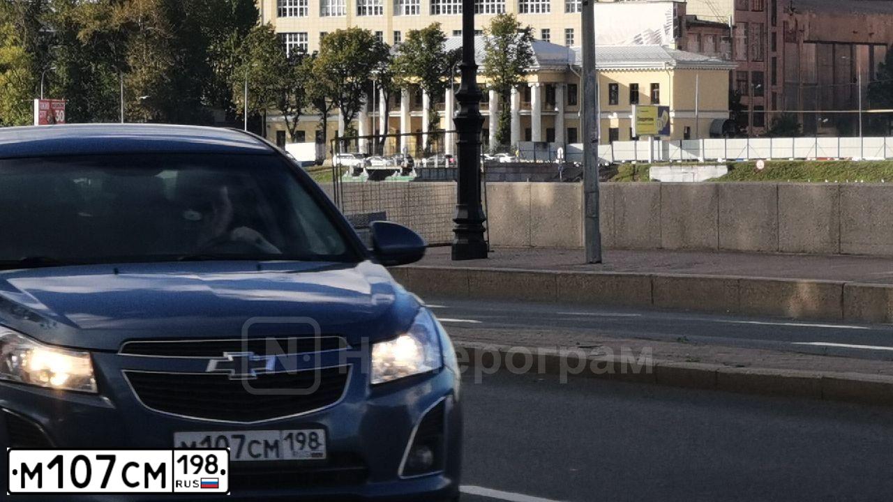 Фото автомобиля CHEVROLET CRUZE, 2013 — госномер М107СМ198