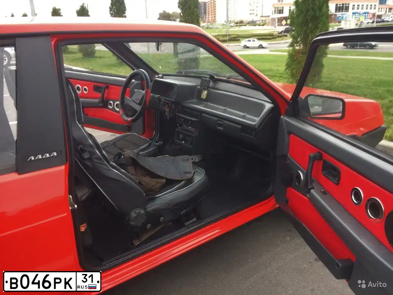 Фото автомобиля LADA 2108, 1995 — госномер Х267ОТ31. Цвет: РУБИН
