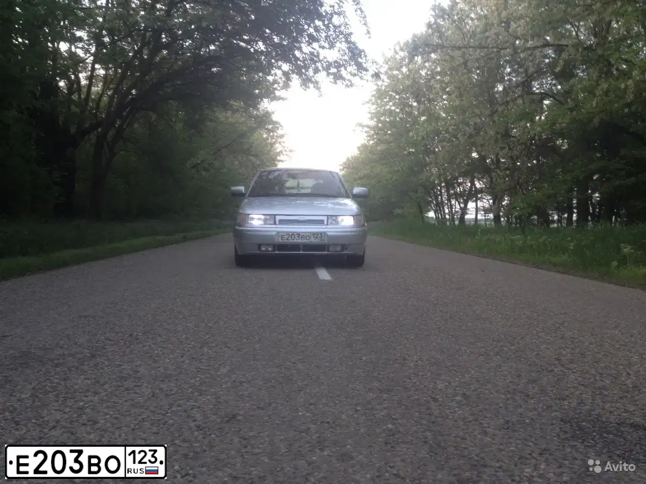 Фото автомобиля LADA 2112 LADA, 2008 — госномер Е203ВО123. Цвет: СВЕТЛО-СЕРЕБ МЕТАЛЛ