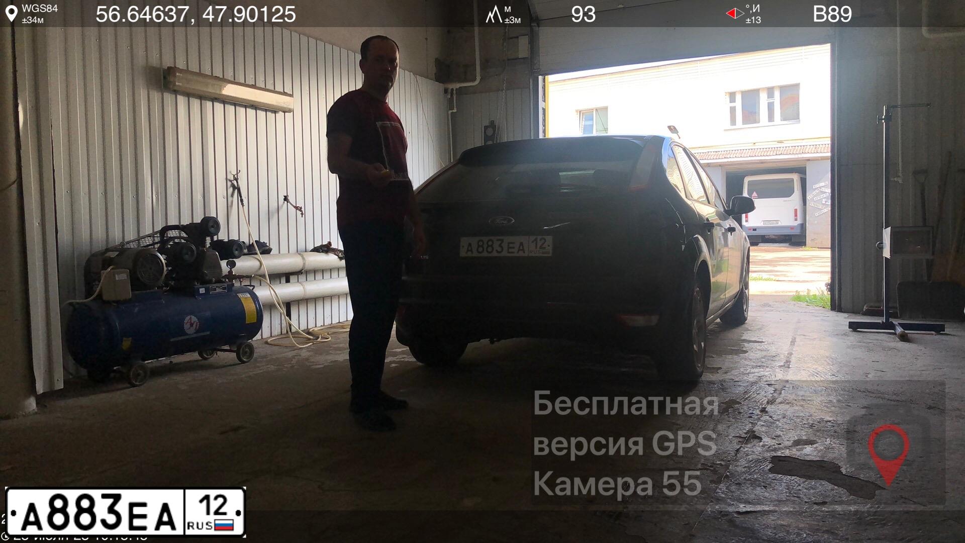 Фото автомобиля FORD FOCUS, 2010 — госномер А883ЕА12. Цвет: ЧЕРНЫЙ