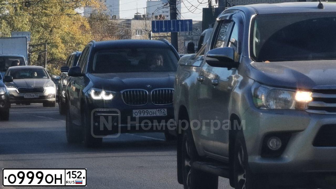 Фото автомобиля BMW X3, 2019 — госномер В914АВ252. Цвет: синий