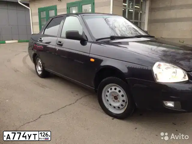 Фото автомобиля LADA PRIORA, 2007 — госномер К273УР147. Цвет: ГРАФИТОВЫЙ МЕТАЛЛИК
