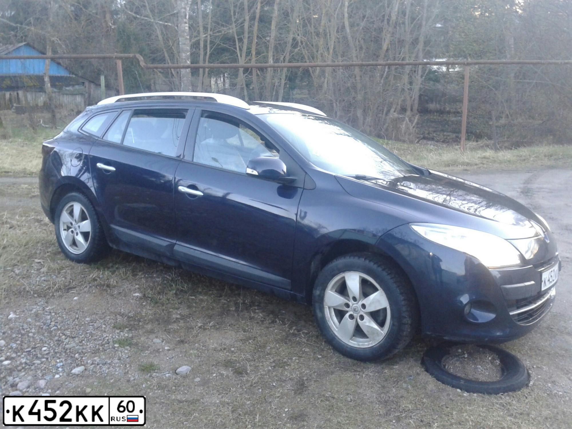Фото автомобиля RENAULT MEGANE /GRAND/ SCENIC, 2010 — госномер А838ТН37. Цвет: СИНИЙ