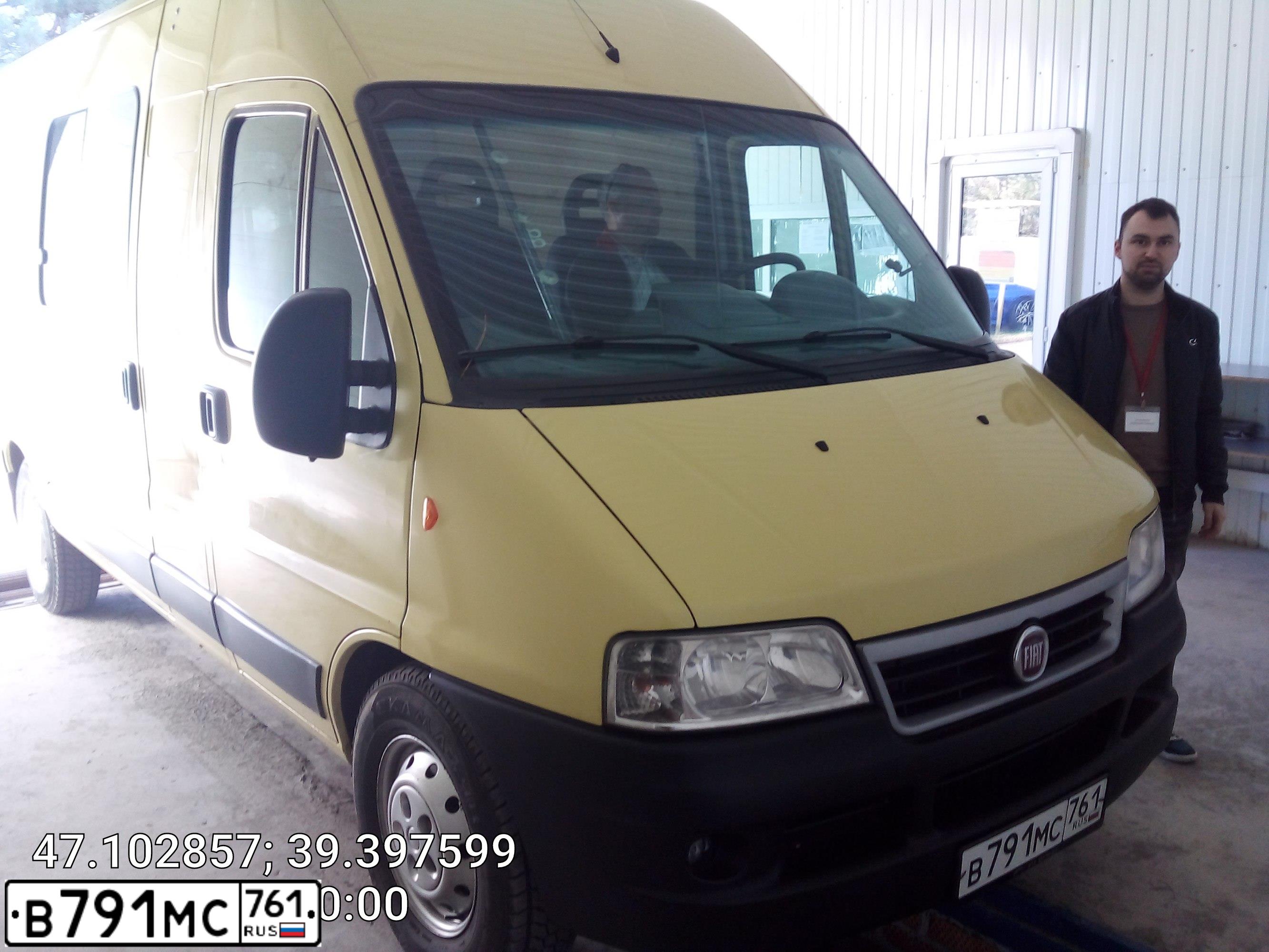 Фото автомобиля FIAT DUCATO, 2010 — госномер Е914НЕ01. Цвет: ЛИМОННЫЙ