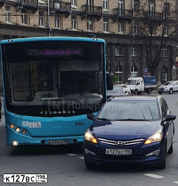 Фото автомобиля HYUNDAI SOLARIS, 2015 — госномер К127ВС198. Цвет: синий