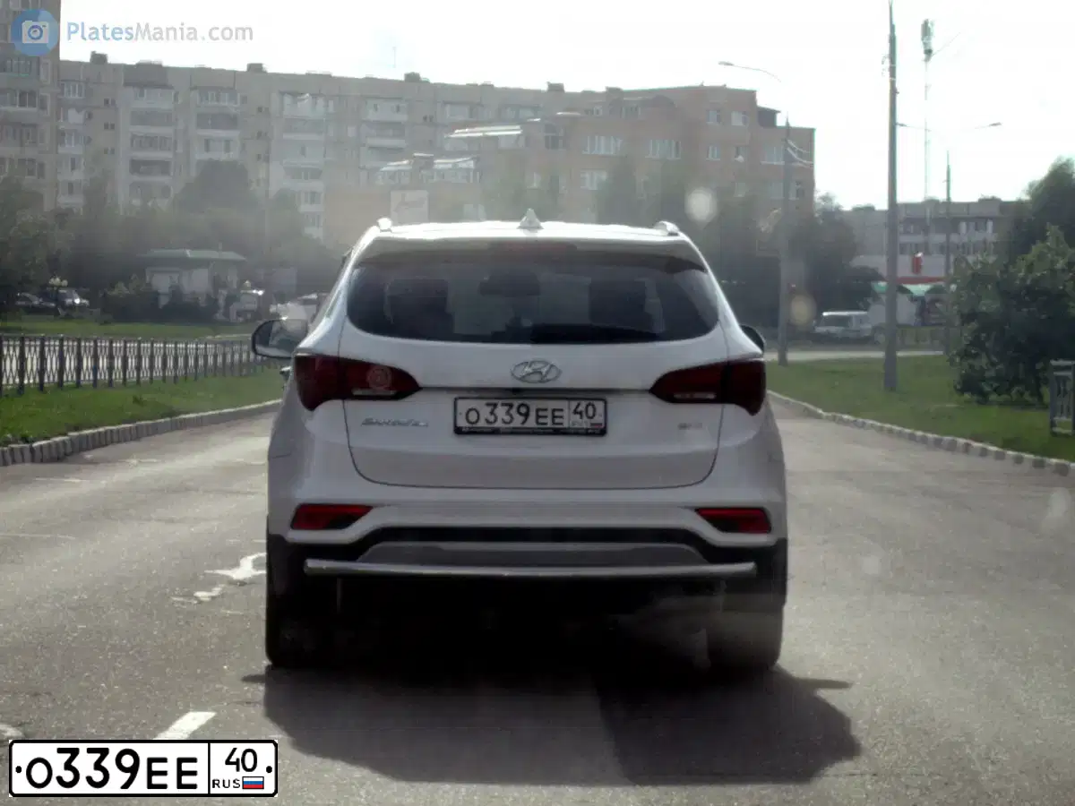 Фото автомобиля HYUNDAI SANTA FE, 2015 — госномер О339ЕЕ40. Цвет: Белый
