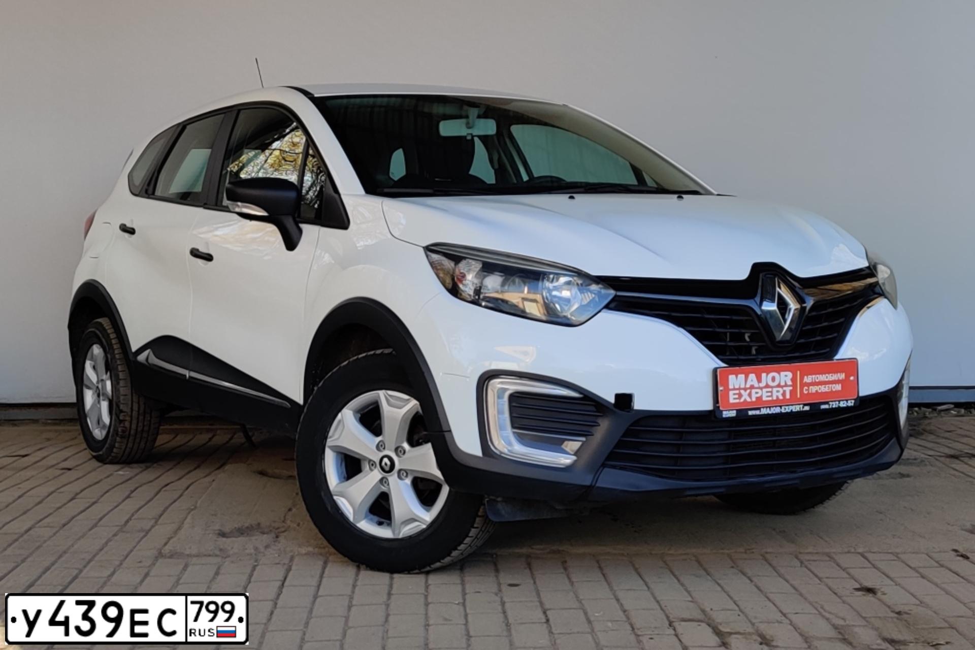 Фото автомобиля RENAULT KAPTUR, 2018 — госномер У439ЕС799. Цвет: Белый