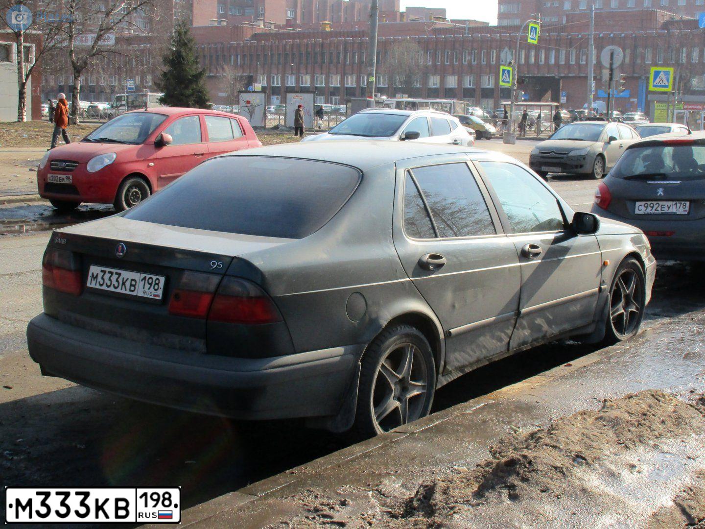 Фото автомобиля SAAB 9-5, 1999 — госномер В798ОЕ147. Цвет: ЗЕЛЕНЫЙ
