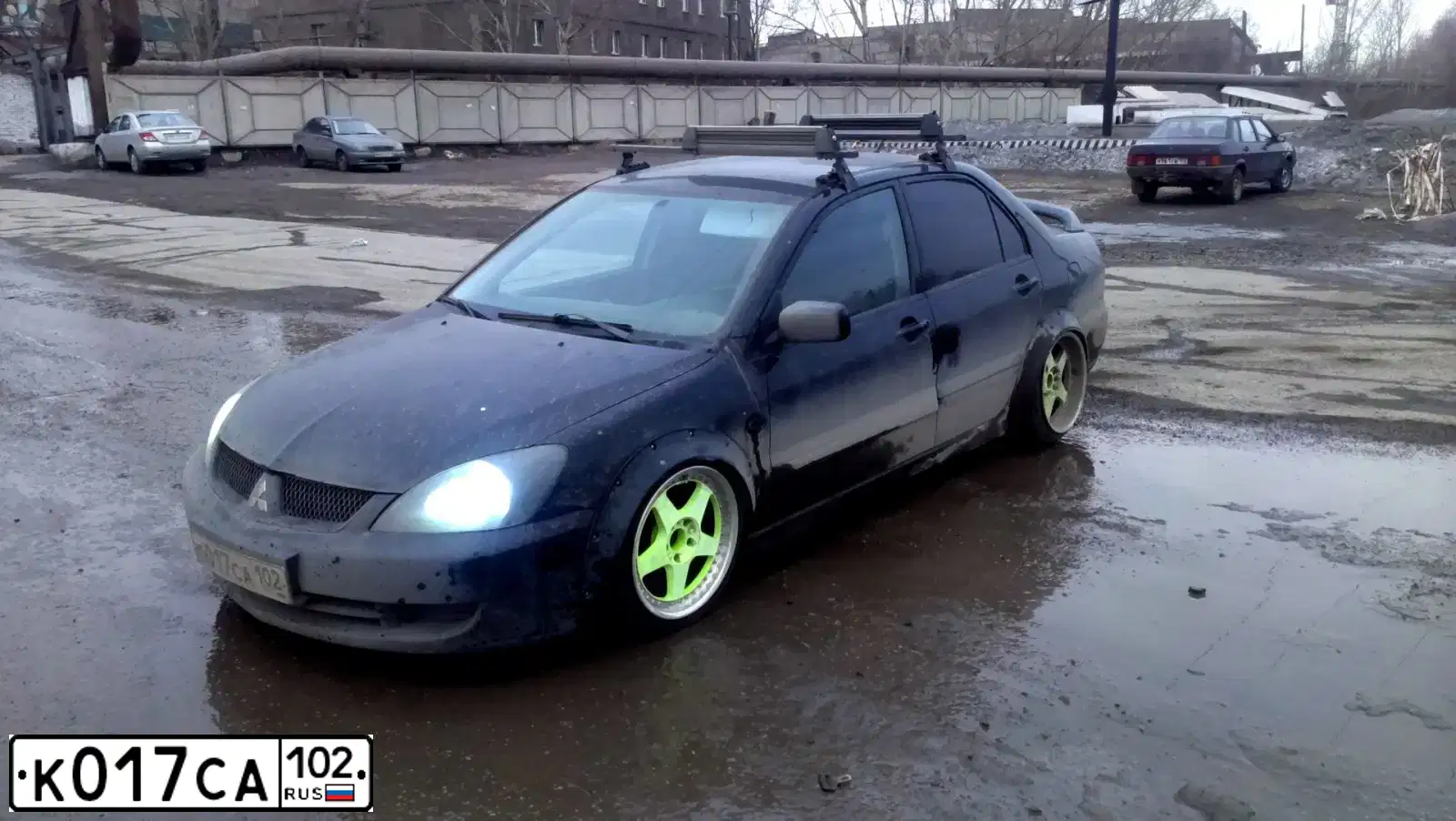 Фото автомобиля LADA 2172 PRIORA, 2008 — госномер Х452НВ56. Цвет: ТЕМНО-ВИШНЕВЫЙ