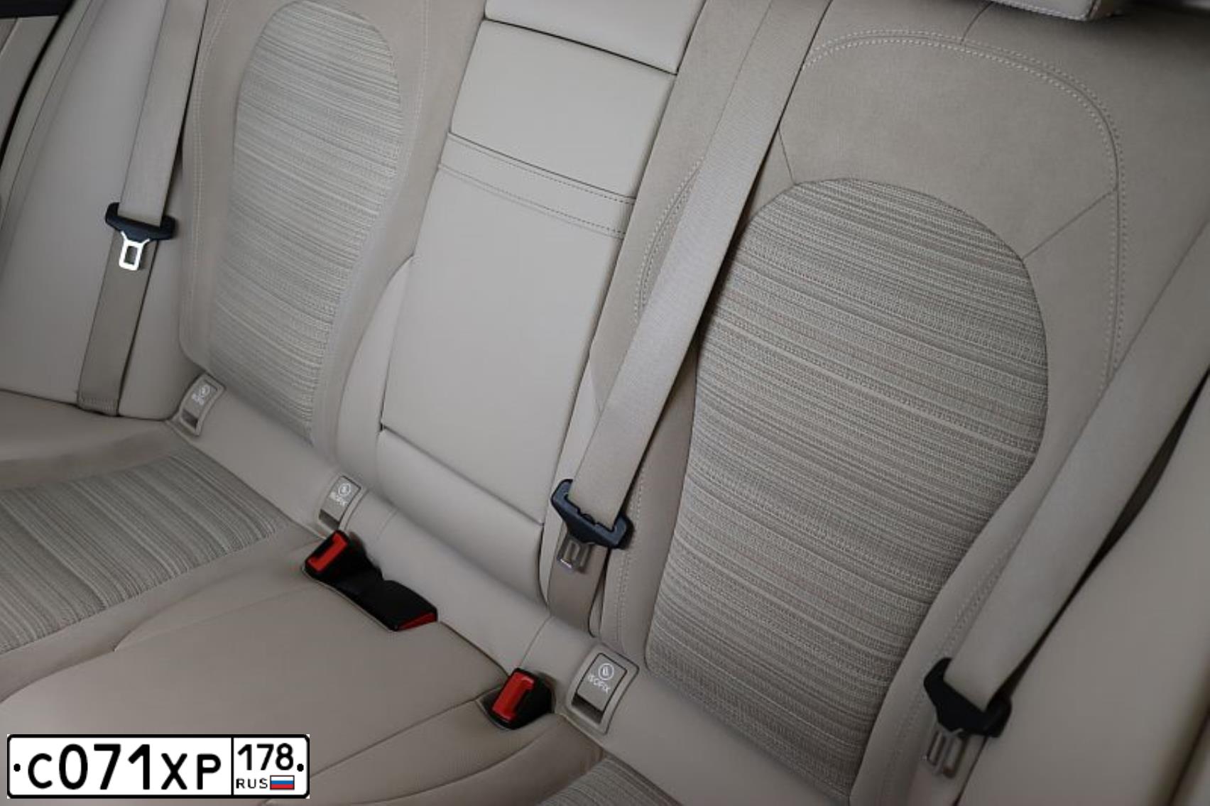 Фото автомобиля MERCEDES C-KLASSE, 2014 — госномер О116УМ29. Цвет: Коричневый